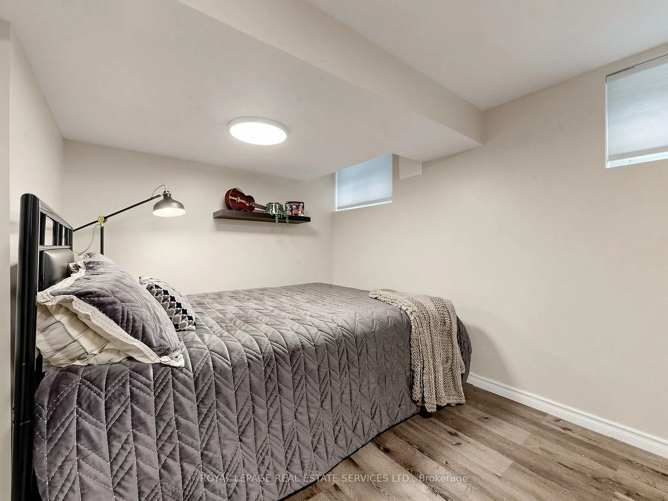 5, Ambleside, Stonegate-Queensway, Toronto