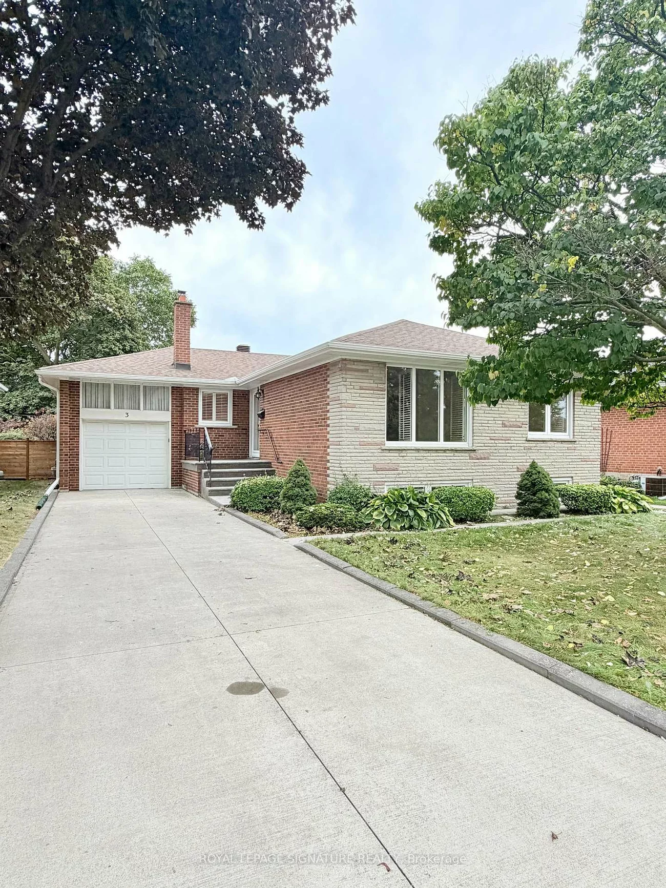 3, Avery, Markland Wood, Toronto