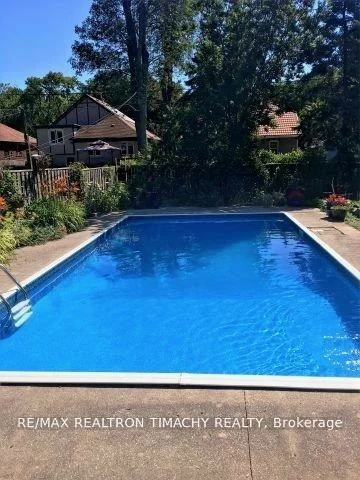 61, Thirty Seventh, Long Branch, Toronto
