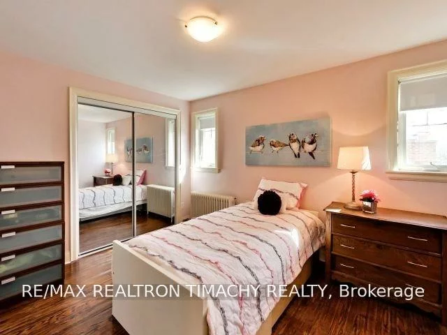 61, Thirty Seventh, Long Branch, Toronto