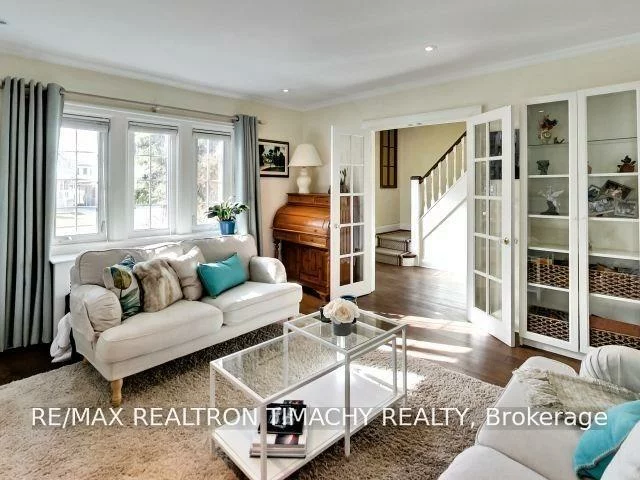 61, Thirty Seventh, Long Branch, Toronto