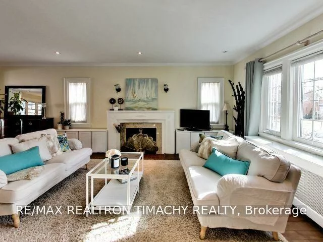 61, Thirty Seventh, Long Branch, Toronto