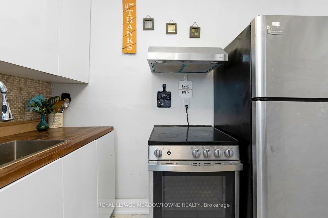 1259, Davenport, Dovercourt-Wallace Emerson-Junction, Toronto