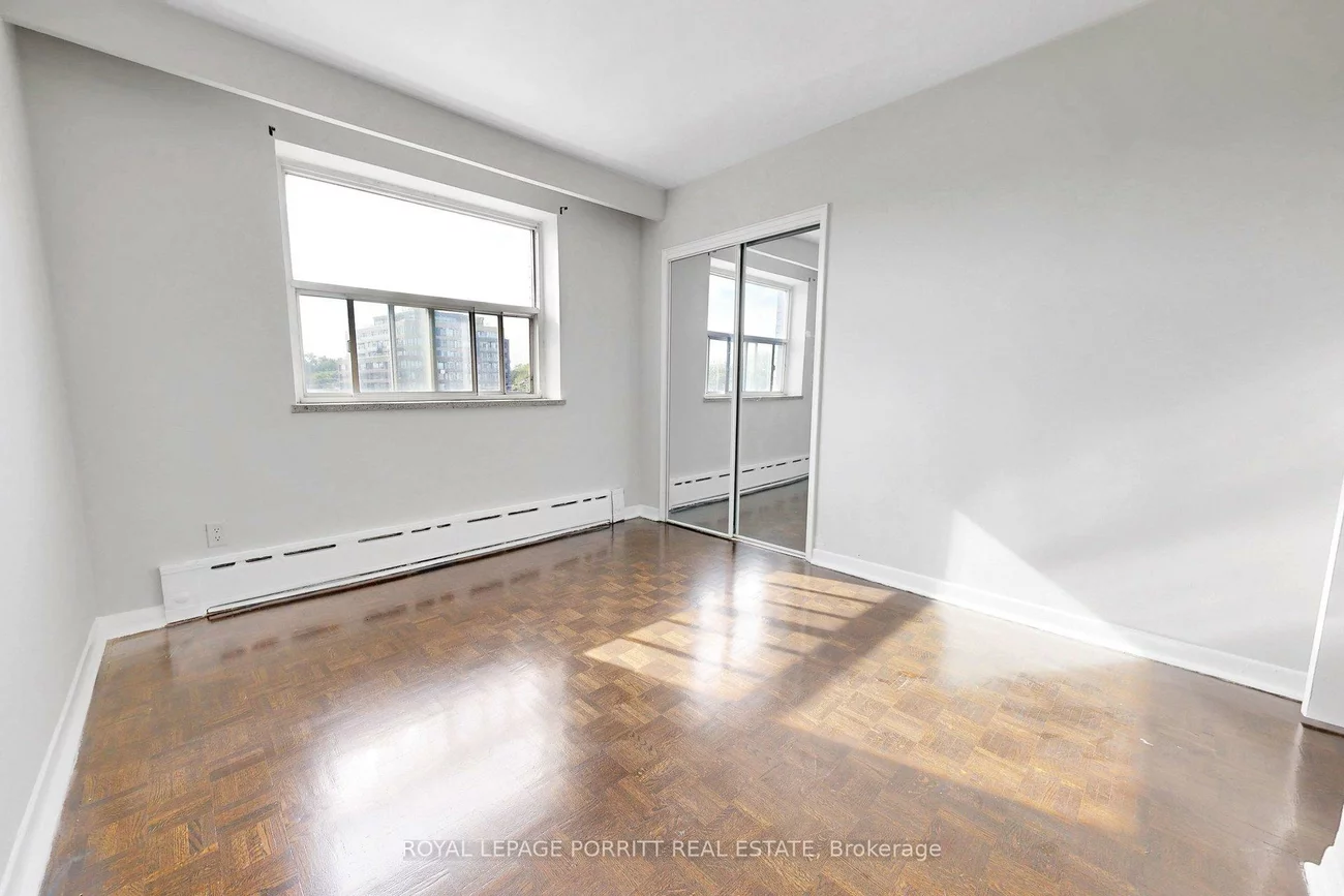 2, Superior, Mimico, Toronto