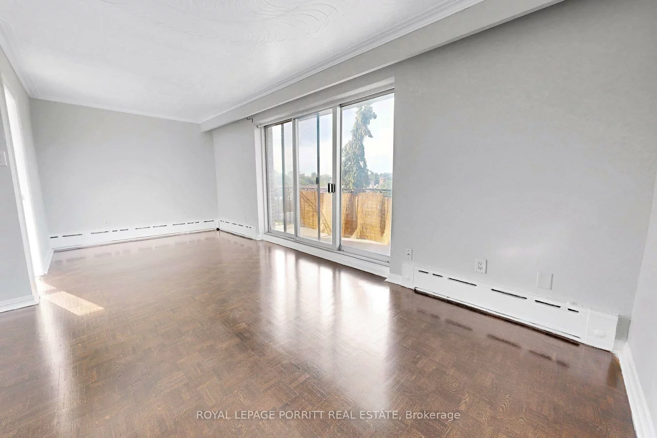 2, Superior, Mimico, Toronto