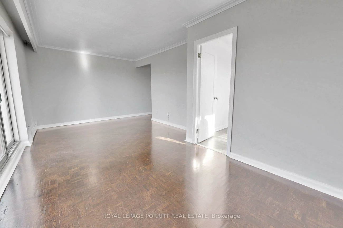 2, Superior, Mimico, Toronto