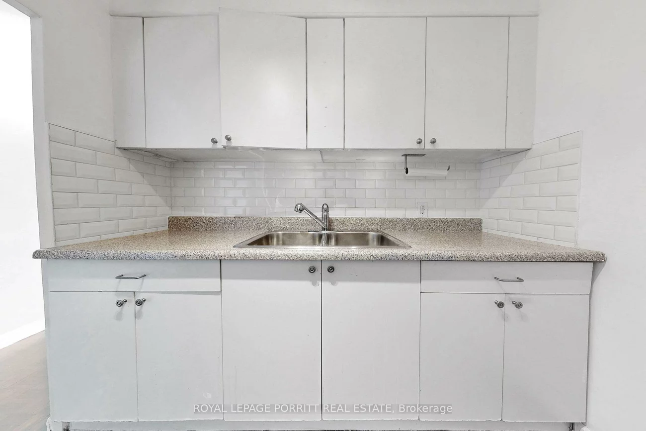 2, Superior, Mimico, Toronto