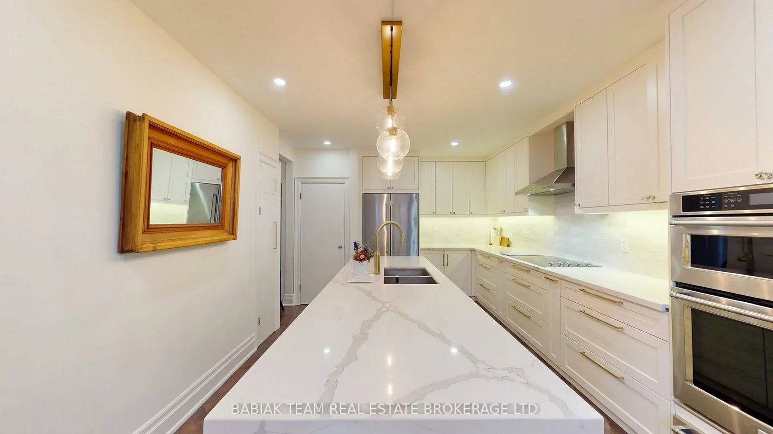 90, Burnhamthorpe, Islington-City Centre West, Toronto