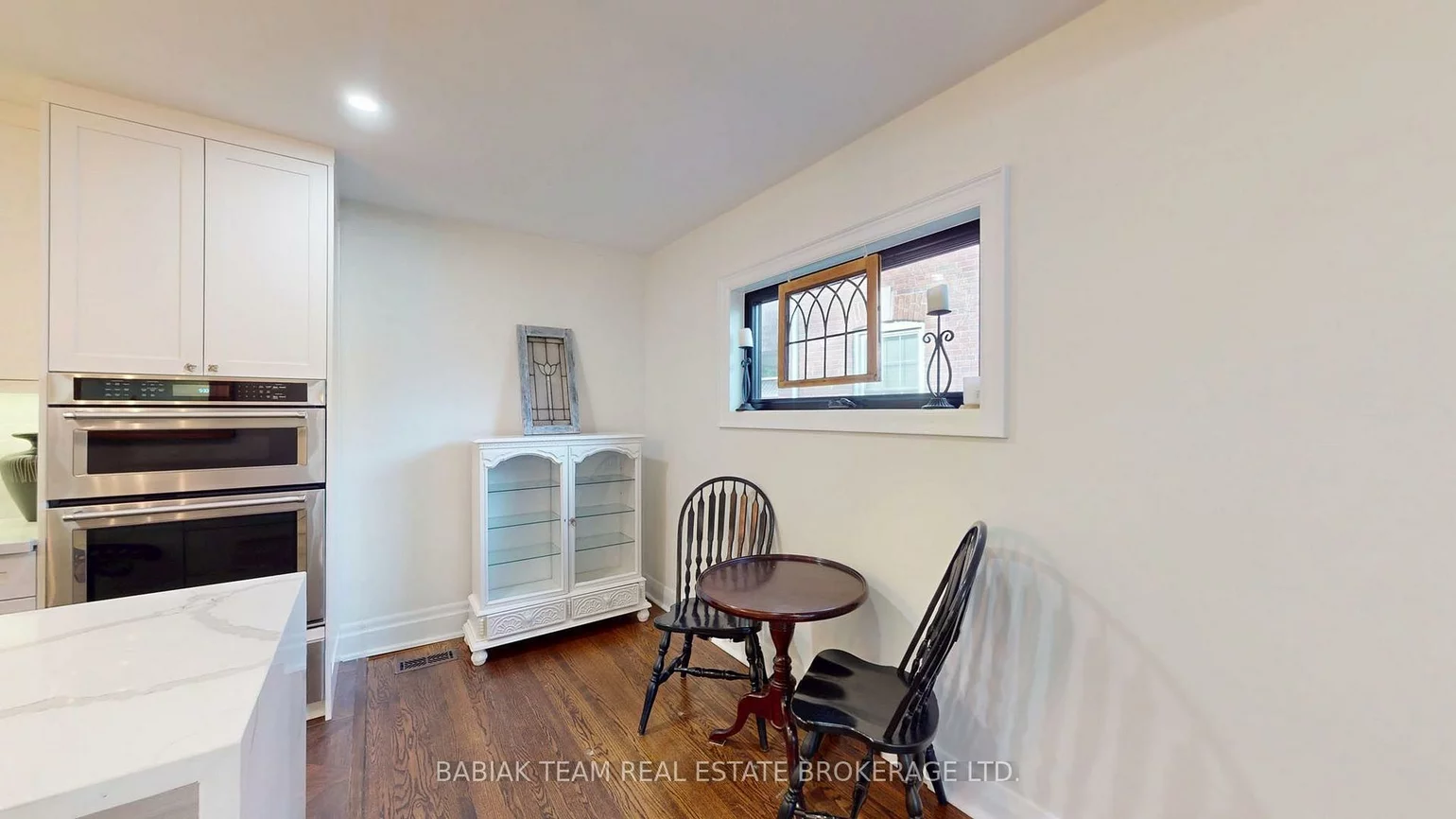 90, Burnhamthorpe, Islington-City Centre West, Toronto