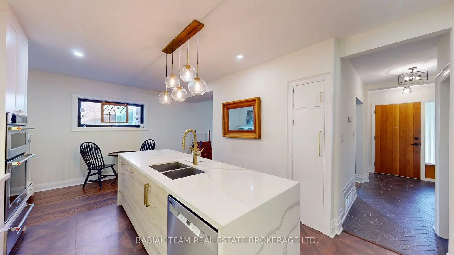 90, Burnhamthorpe, Islington-City Centre West, Toronto