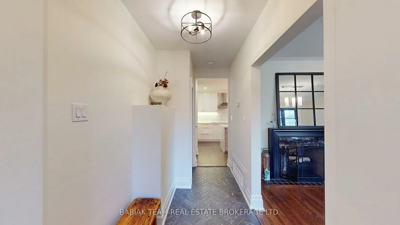 90, Burnhamthorpe, Islington-City Centre West, Toronto
