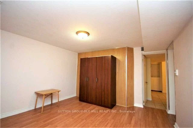232, Aldercrest, Alderwood, Toronto