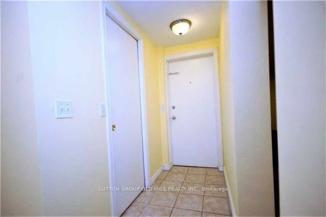 232, Aldercrest, Alderwood, Toronto