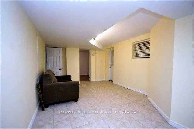 232, Aldercrest, Alderwood, Toronto
