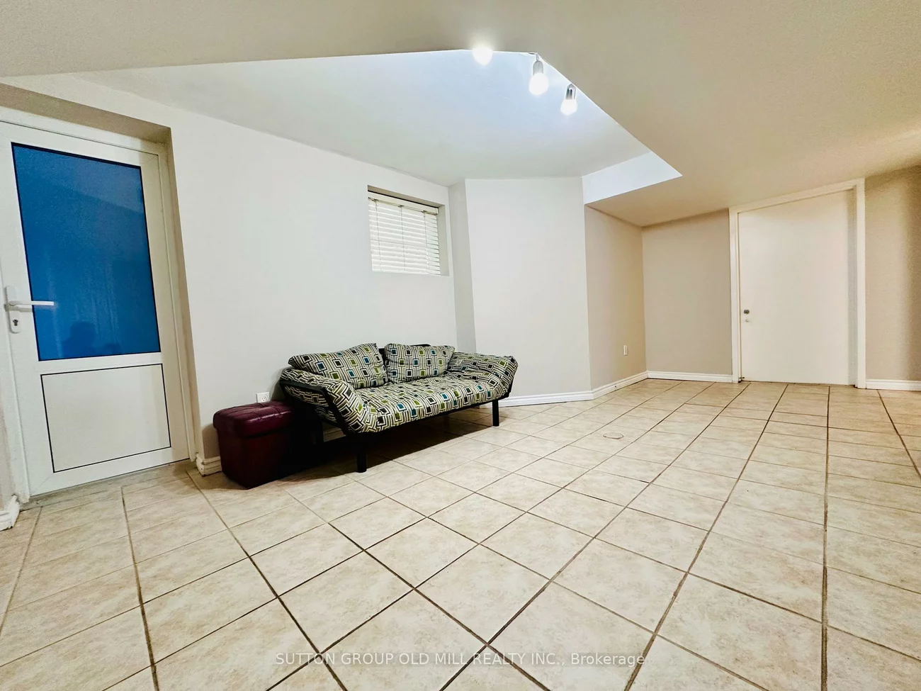 232, Aldercrest, Alderwood, Toronto