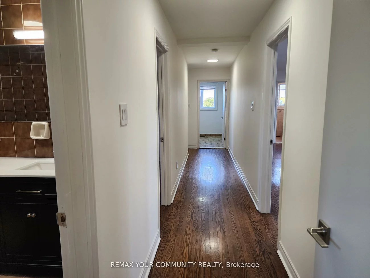 214, Pellatt, Humberlea-Pelmo Park W4, Toronto