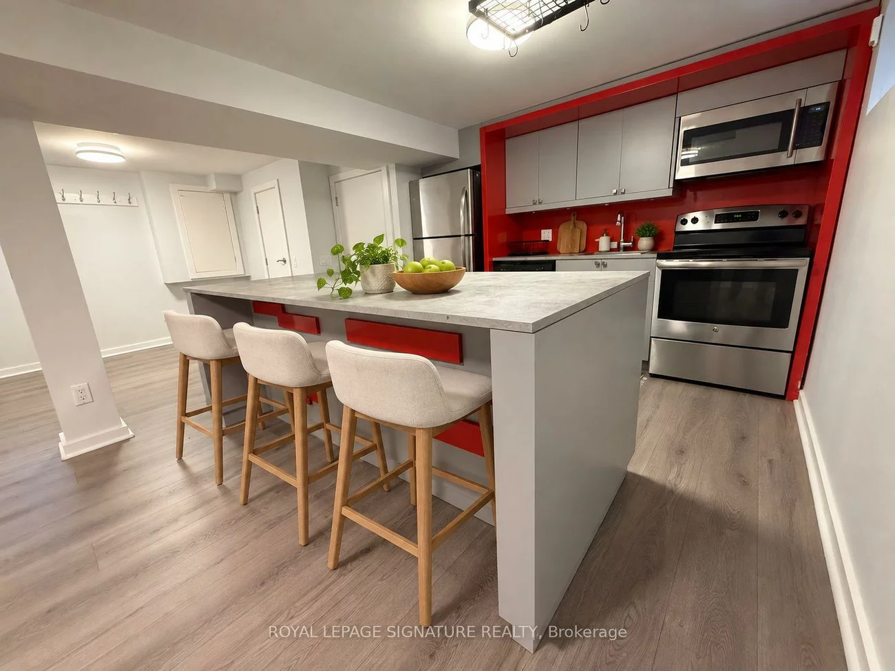 289, Beta, Alderwood, Toronto