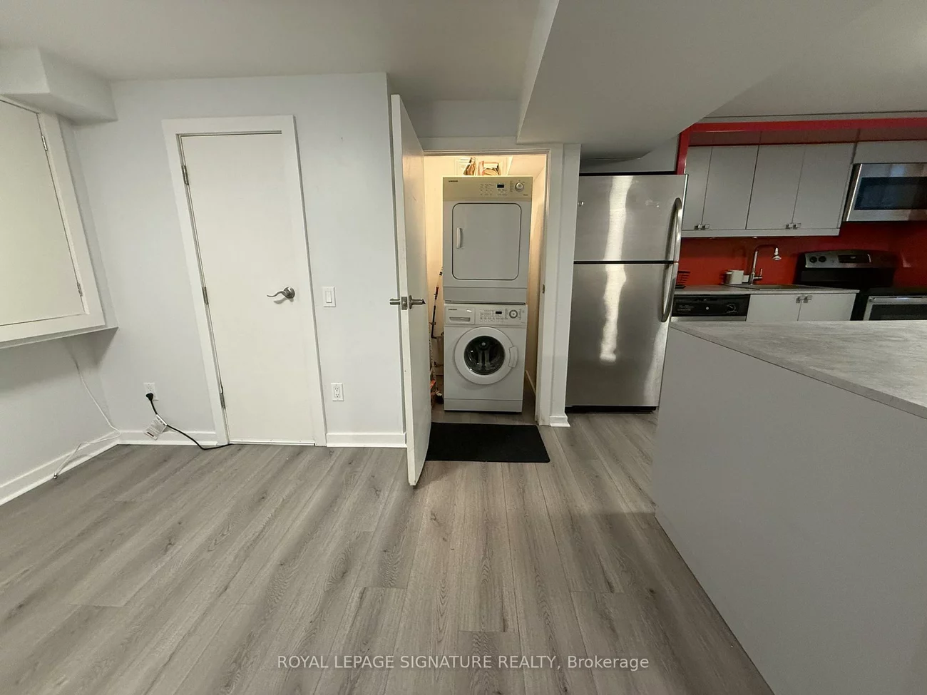 289, Beta, Alderwood, Toronto