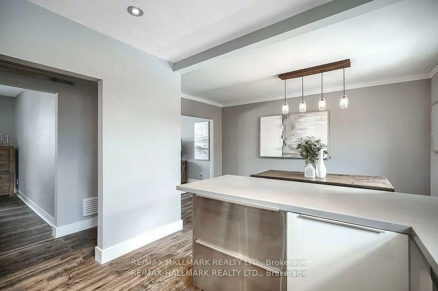 6, Thirty First, Long Branch, Toronto