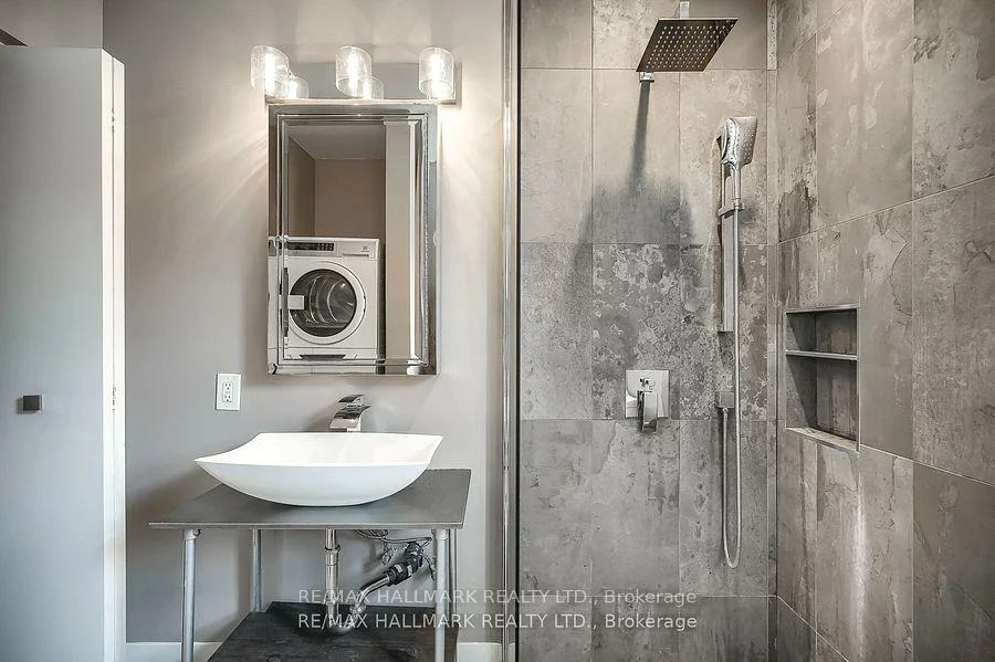 6, Thirty First, Long Branch, Toronto