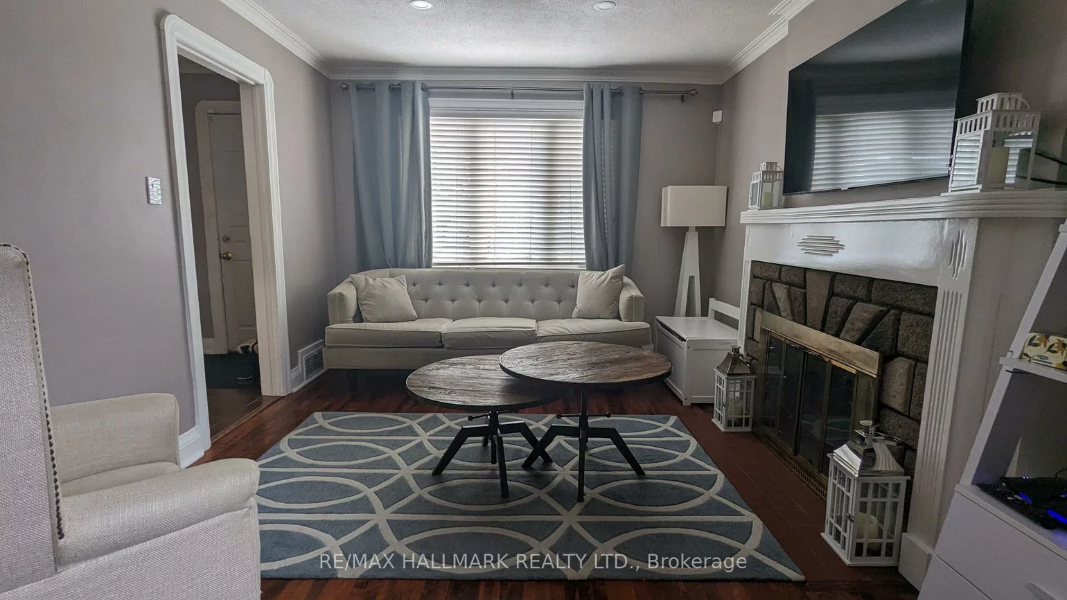 342, Whitmore, Briar Hill-Belgravia, Toronto