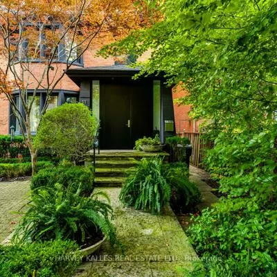 11, Shorncliffe, Casa Loma, Toronto