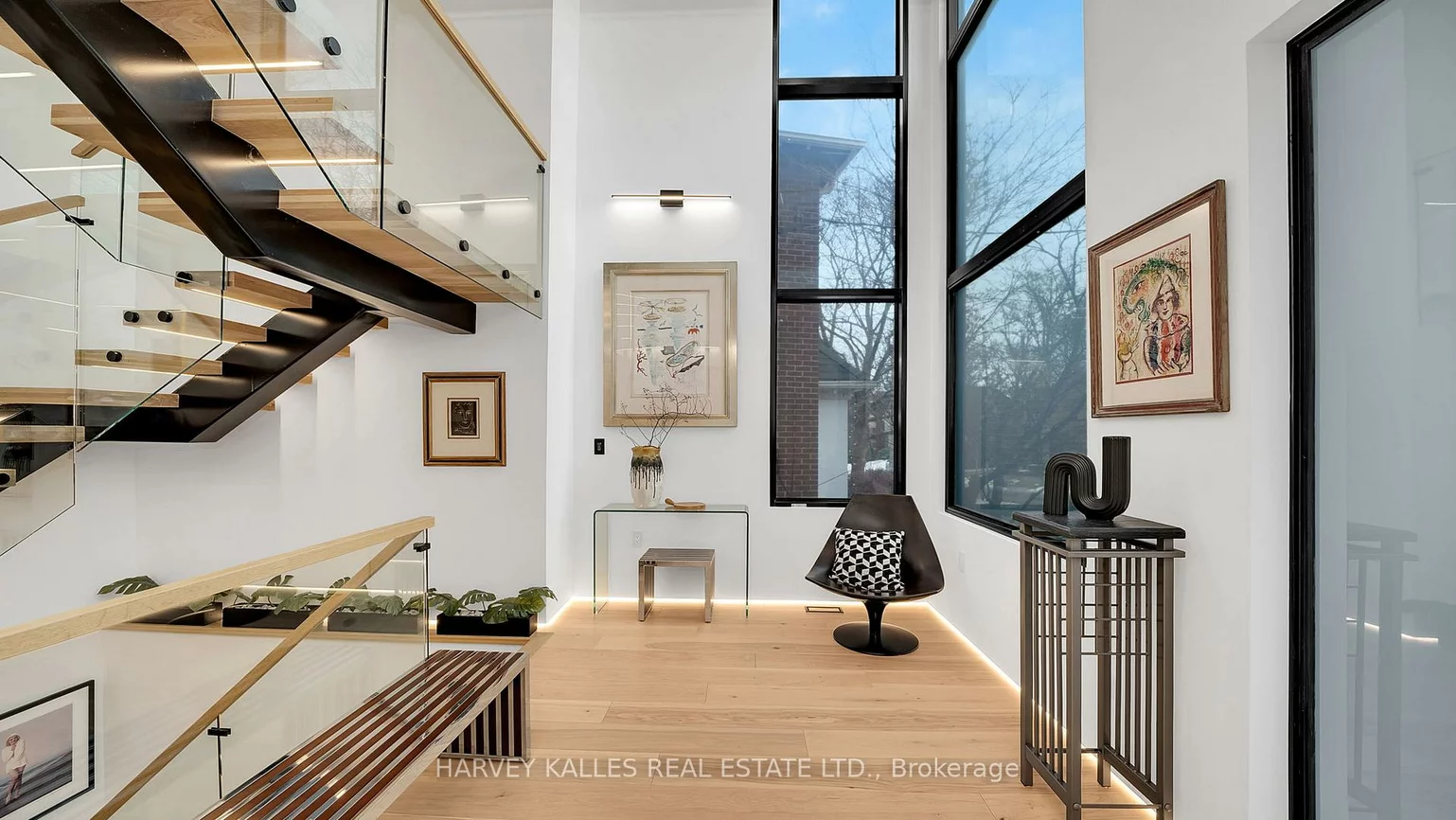 4, Douglas, Leaside, Toronto