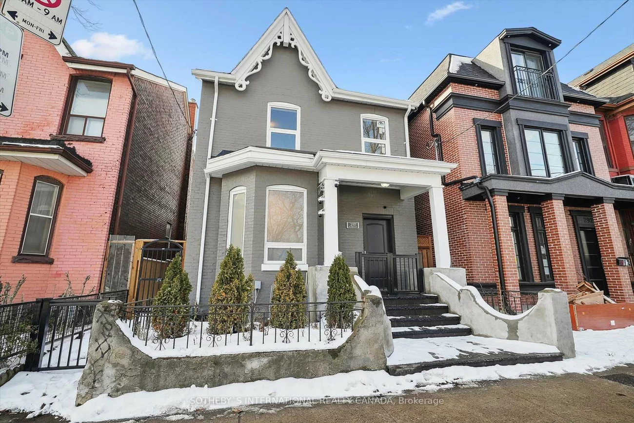 290, Bathurst, Trinity-Bellwoods, Toronto