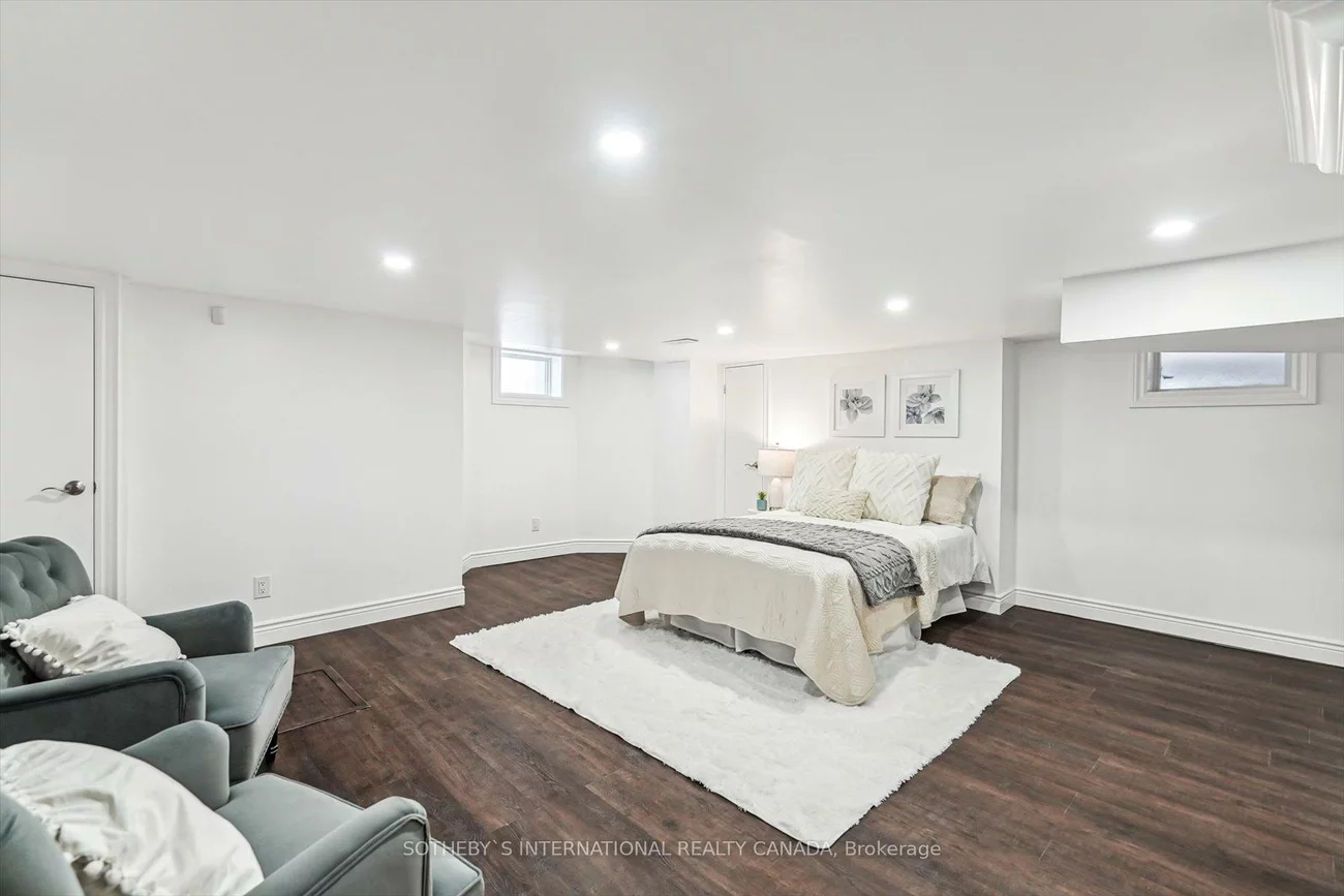 290, Bathurst, Trinity-Bellwoods, Toronto