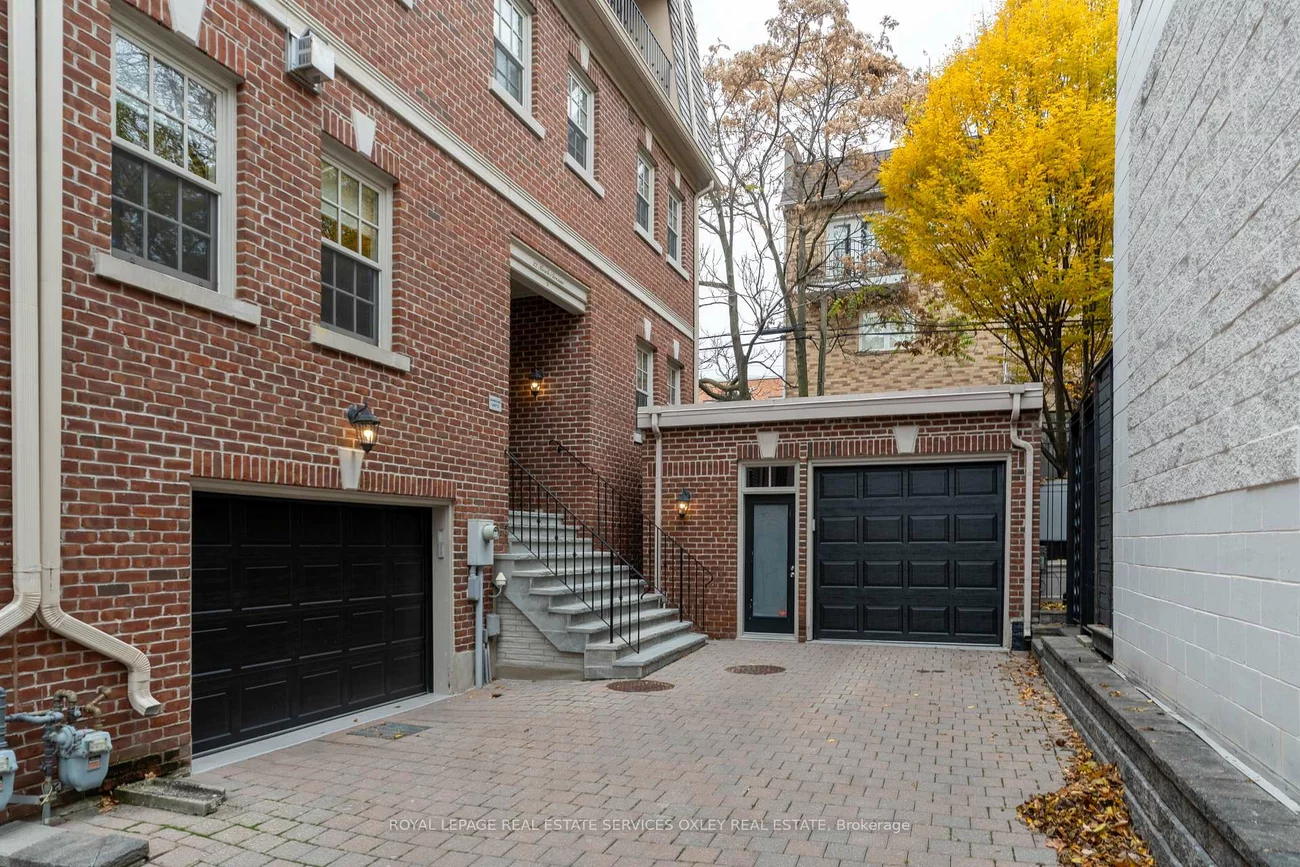 22, Birch, Yonge-St. Clair, Toronto
