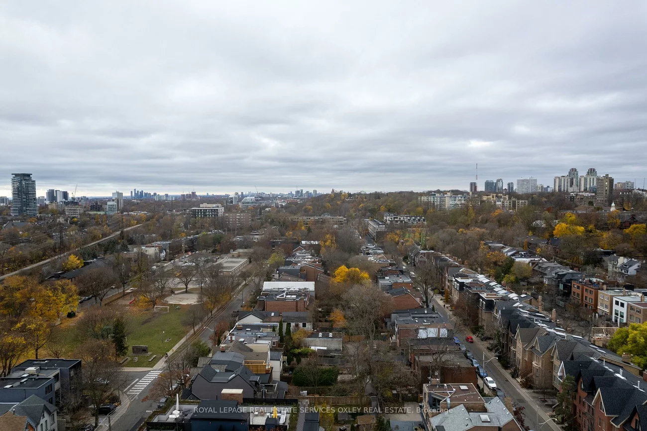 22, Birch, Yonge-St. Clair, Toronto