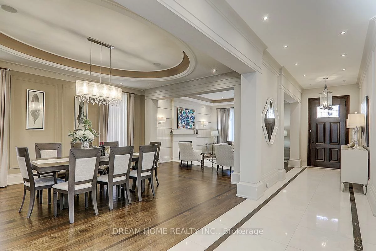 225, Dunforest, Willowdale East, Toronto