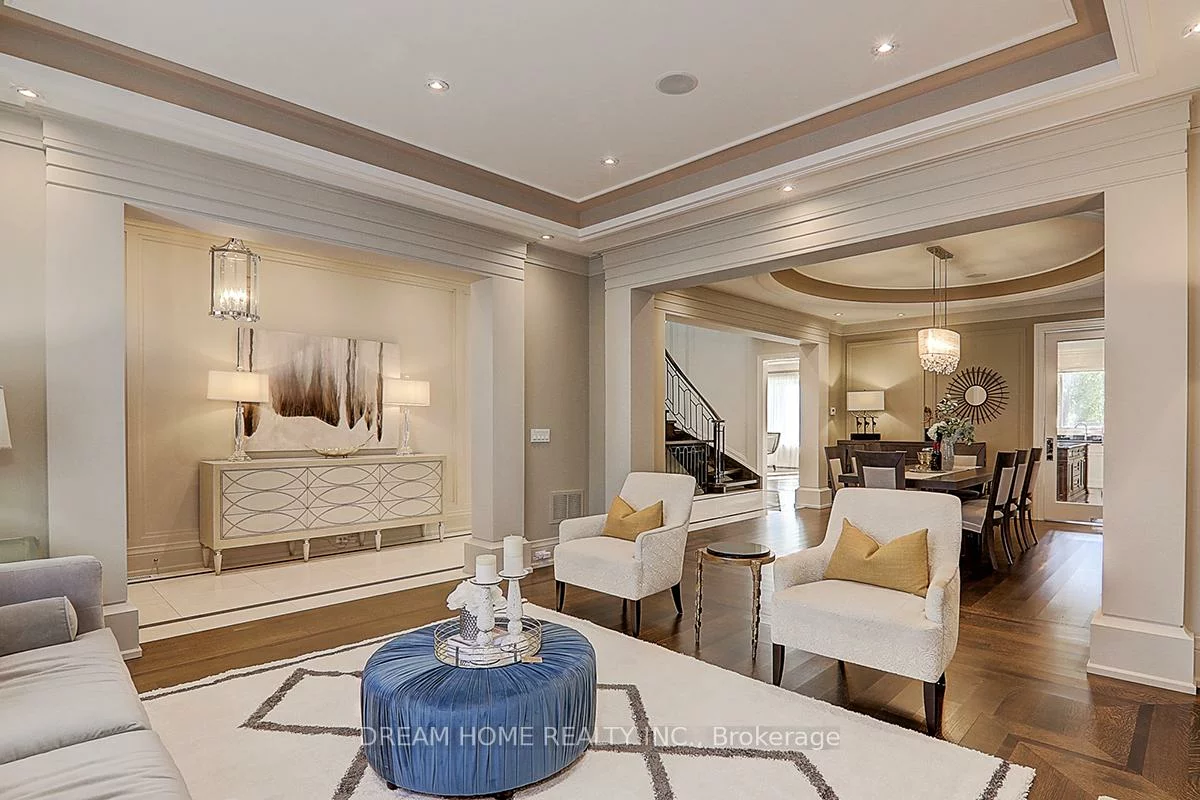 225, Dunforest, Willowdale East, Toronto