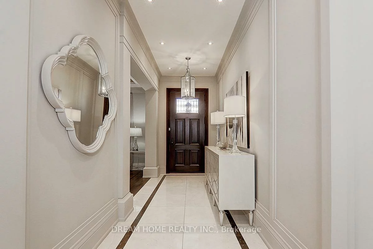 225, Dunforest, Willowdale East, Toronto