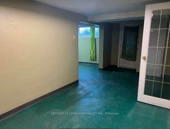 400, Princess, Willowdale East, Toronto