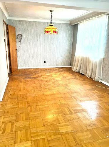 400, Princess, Willowdale East, Toronto