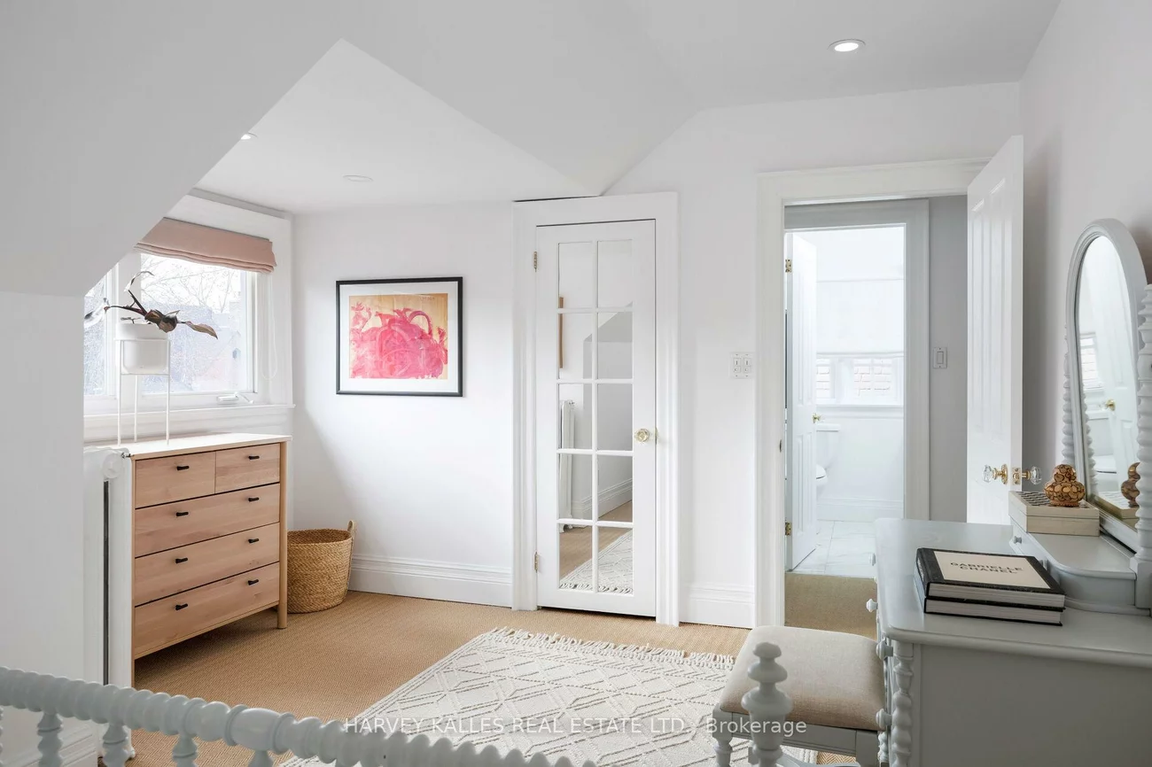 11, Hawthorn, Rosedale-Moore Park, Toronto