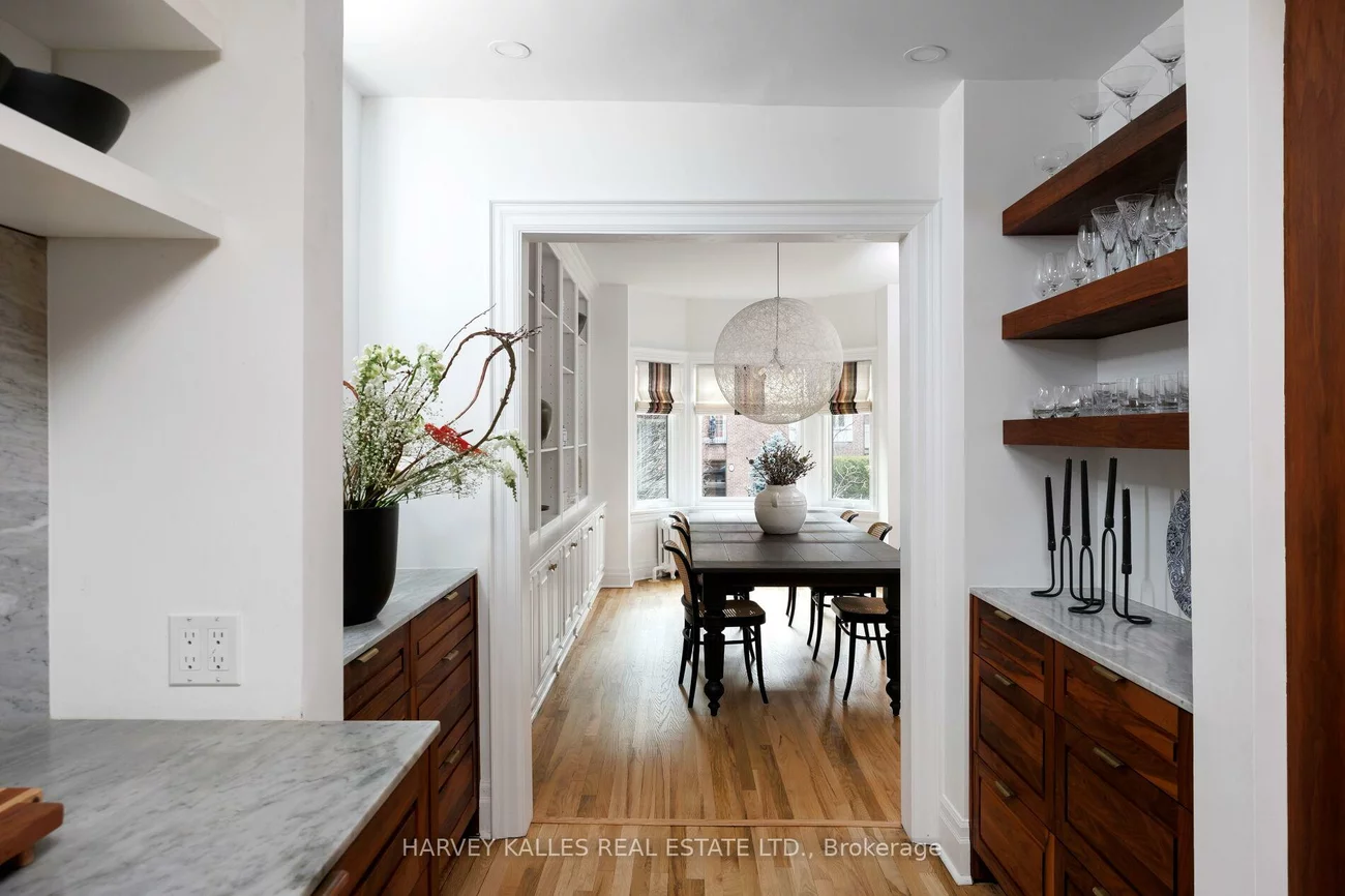 11, Hawthorn, Rosedale-Moore Park, Toronto