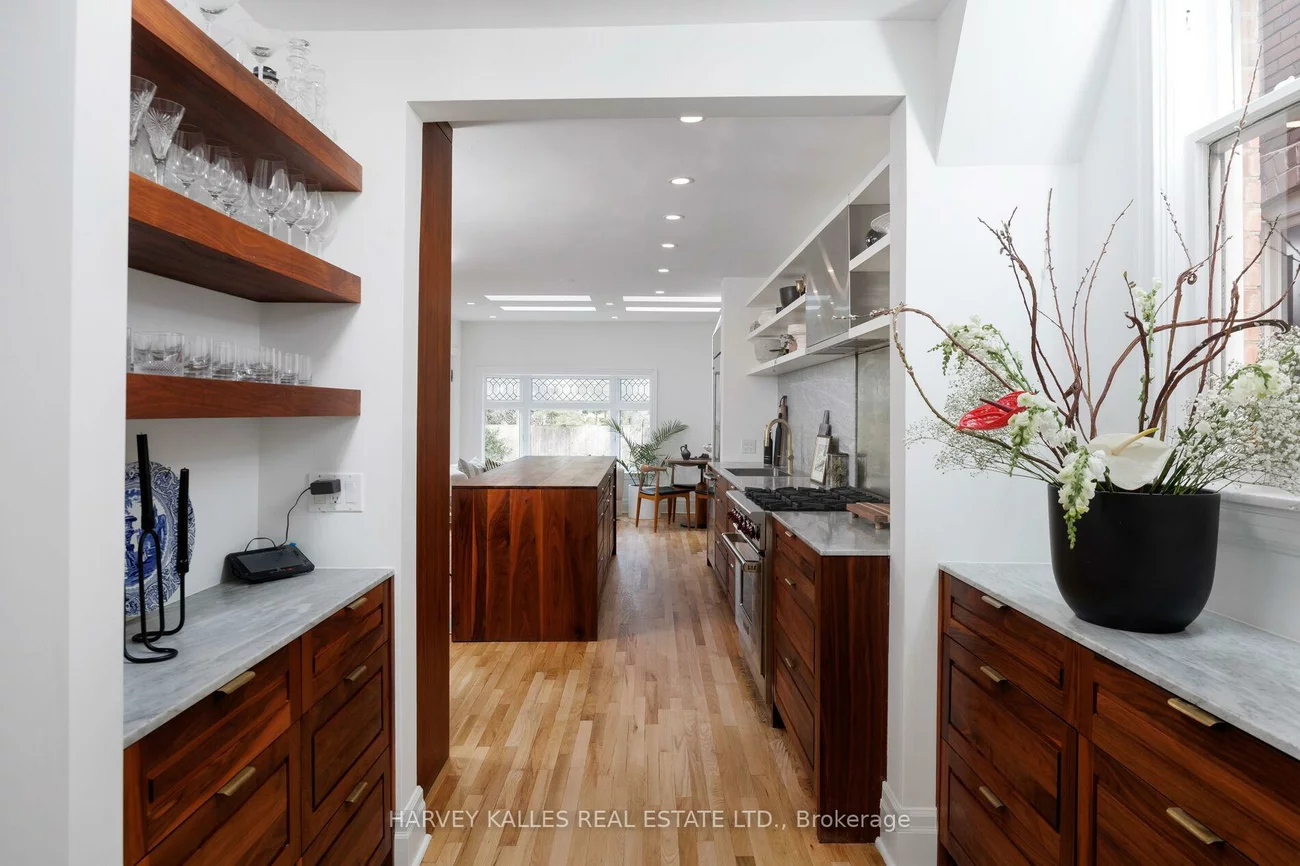 11, Hawthorn, Rosedale-Moore Park, Toronto