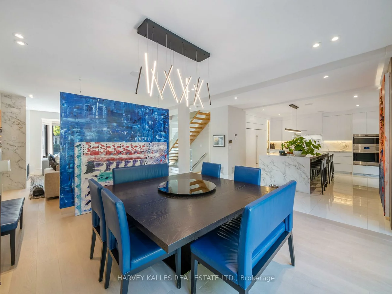 6, Hillholm, Forest Hill South, Toronto