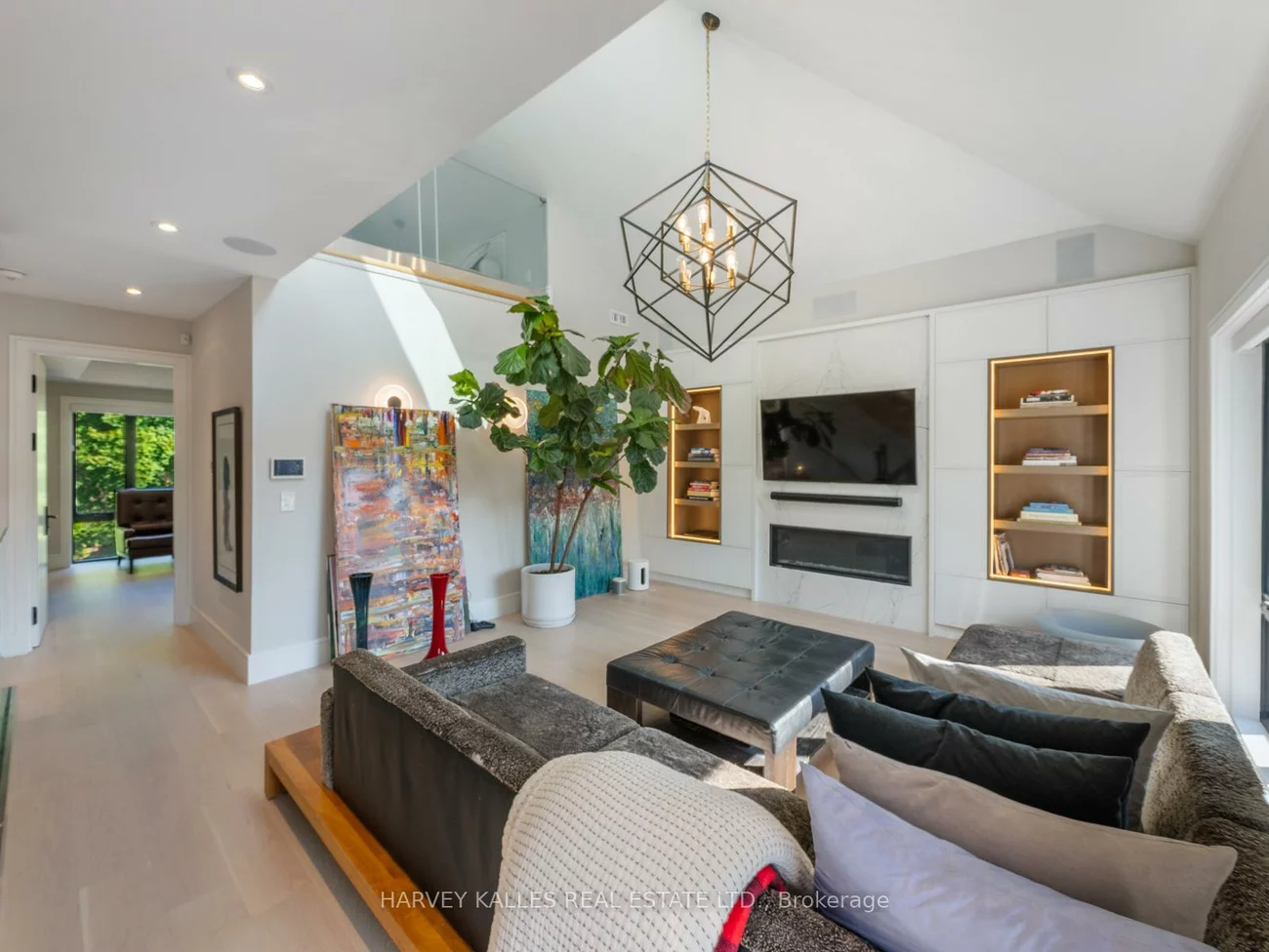 6, Hillholm, Forest Hill South, Toronto