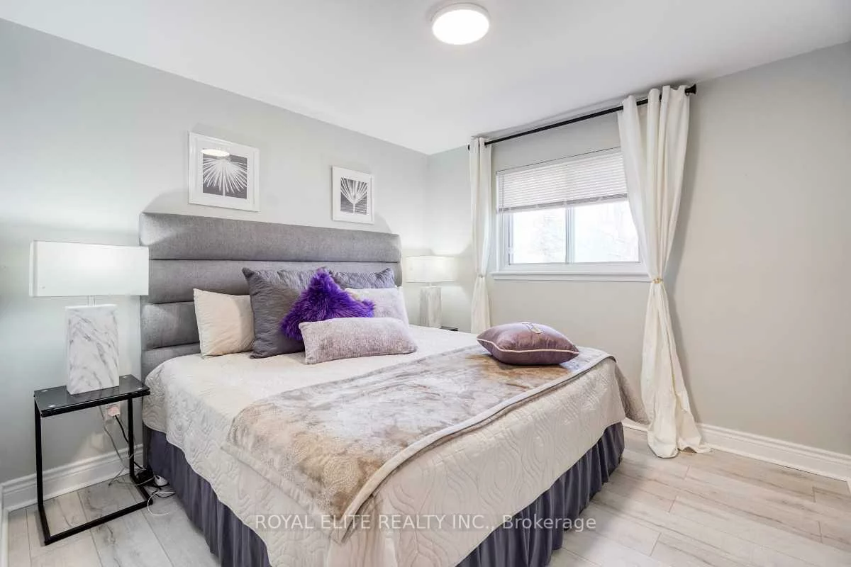 2, Lesgay, Don Valley Village, Toronto