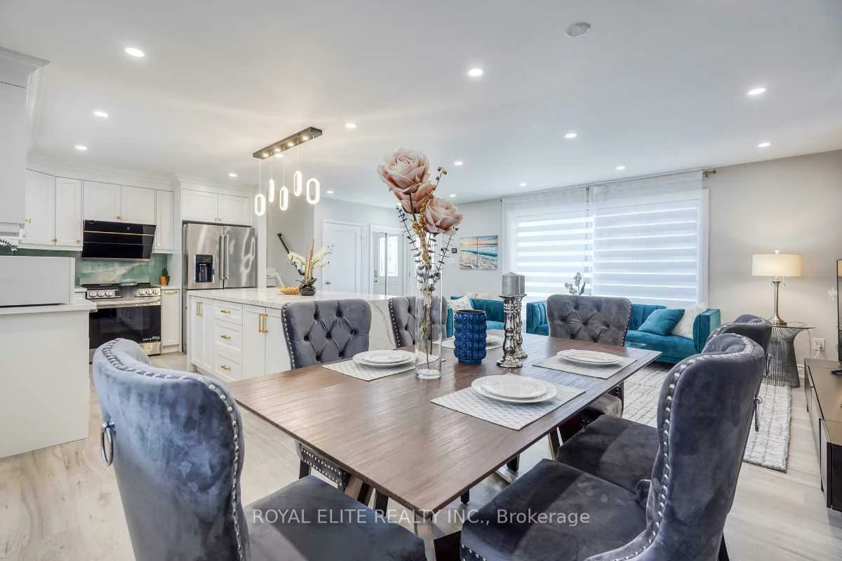 2, Lesgay, Don Valley Village, Toronto