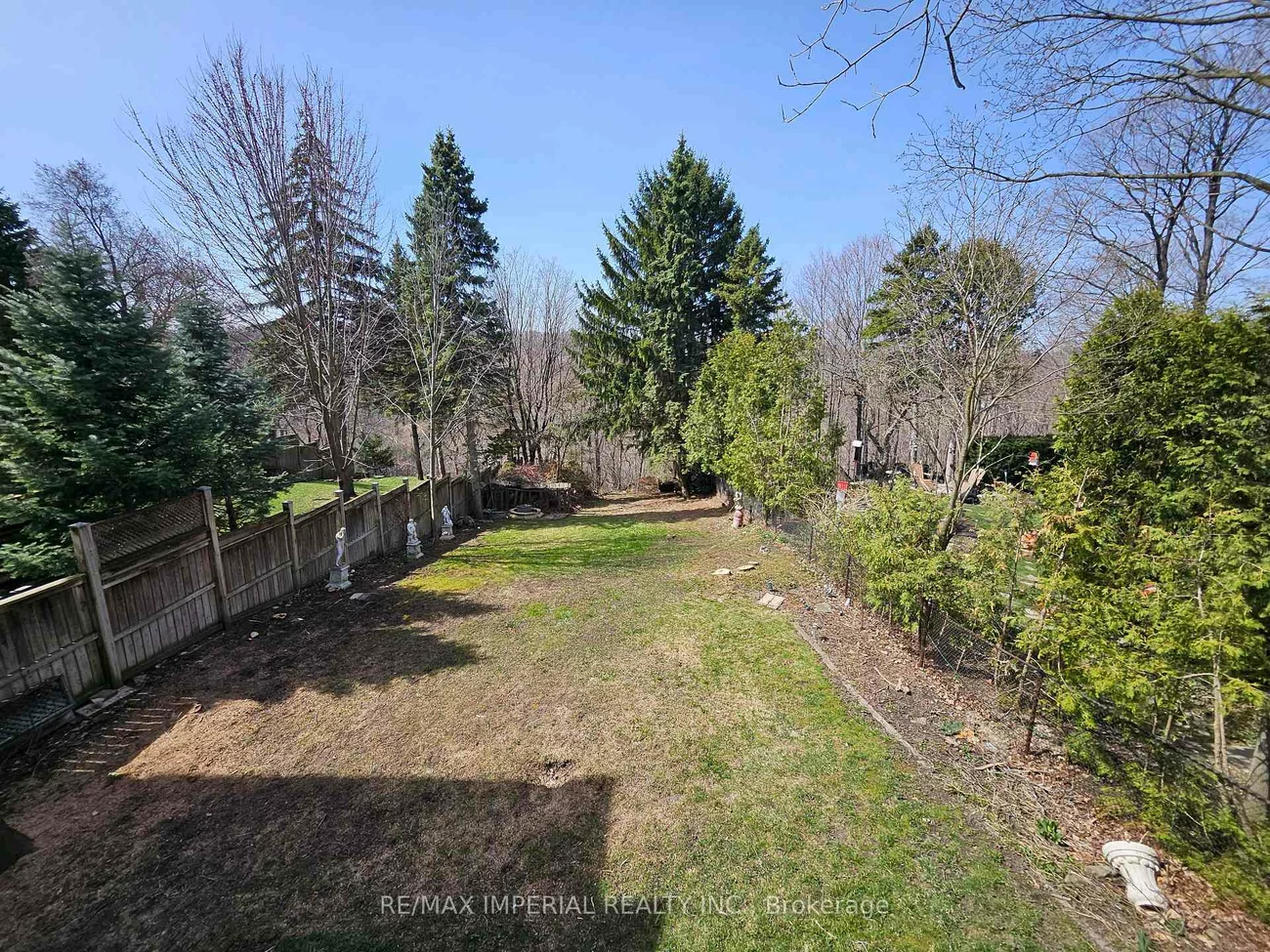 76, Gwendolen, Lansing-Westgate, Toronto
