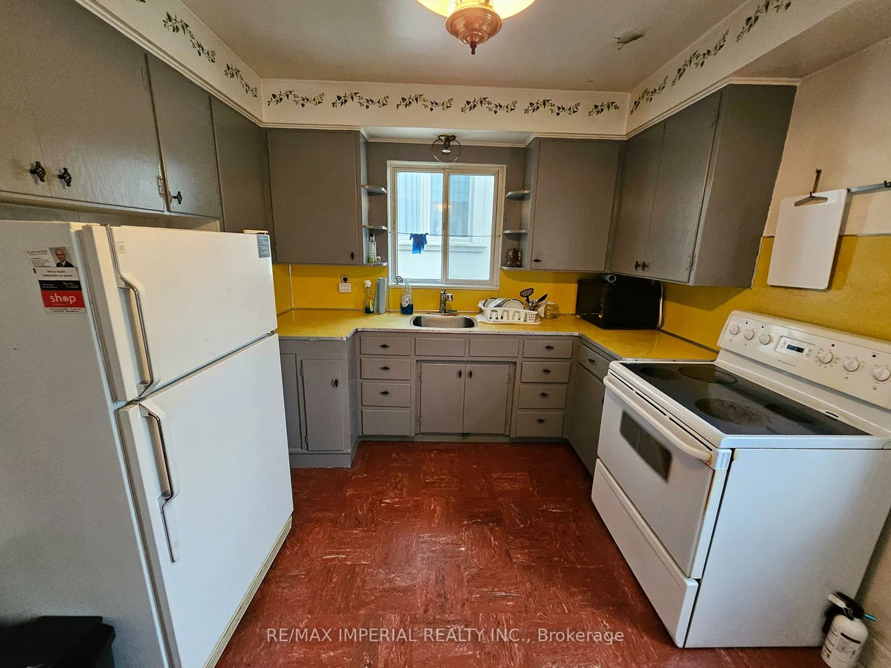 76, Gwendolen, Lansing-Westgate, Toronto