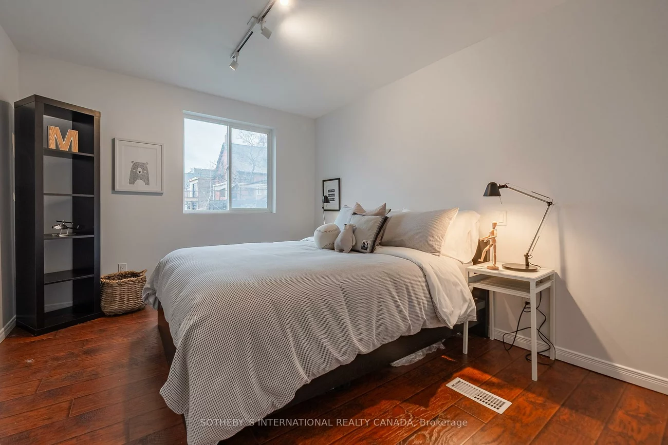 64, Foxley, Trinity-Bellwoods, Toronto