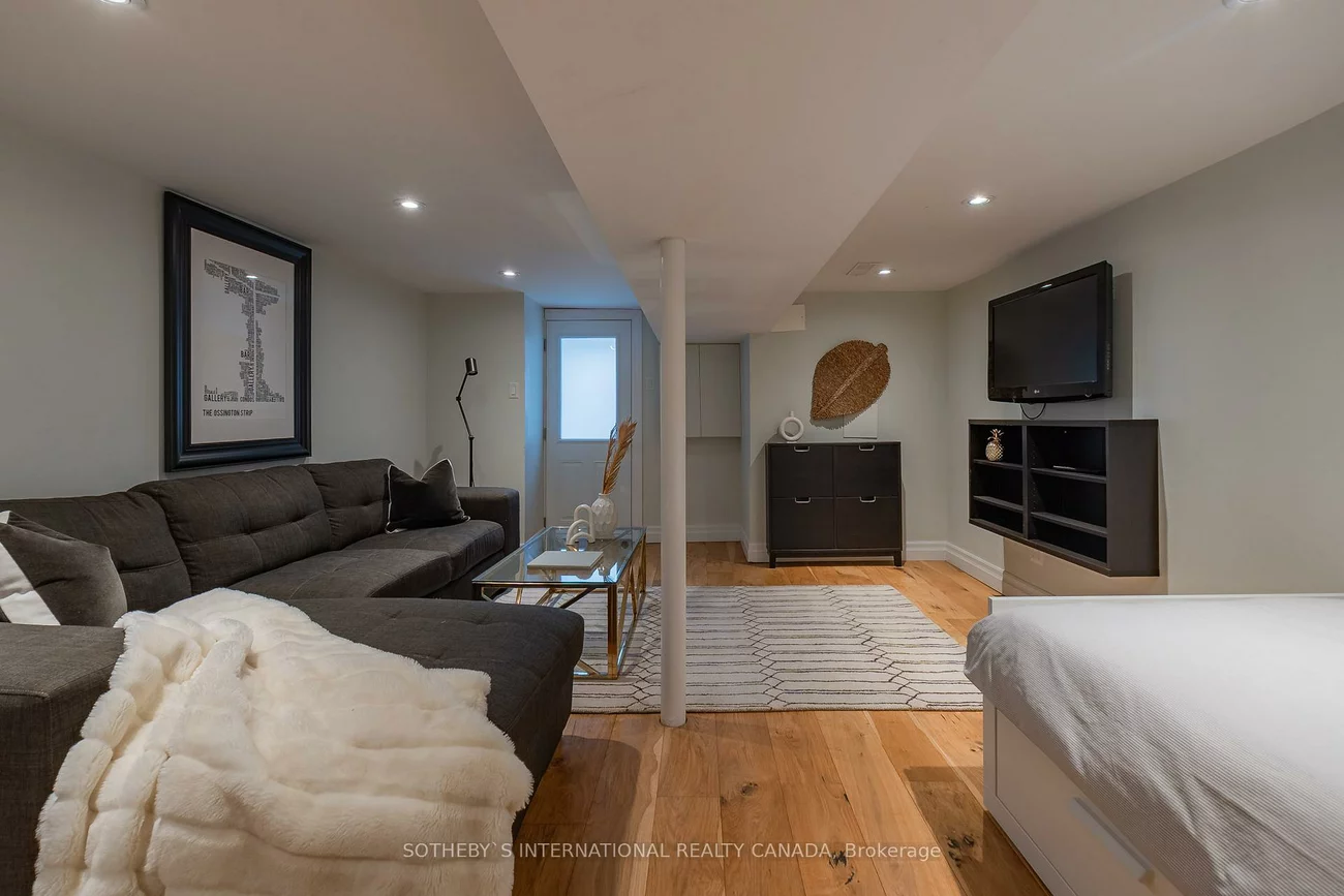 64, Foxley, Trinity-Bellwoods, Toronto