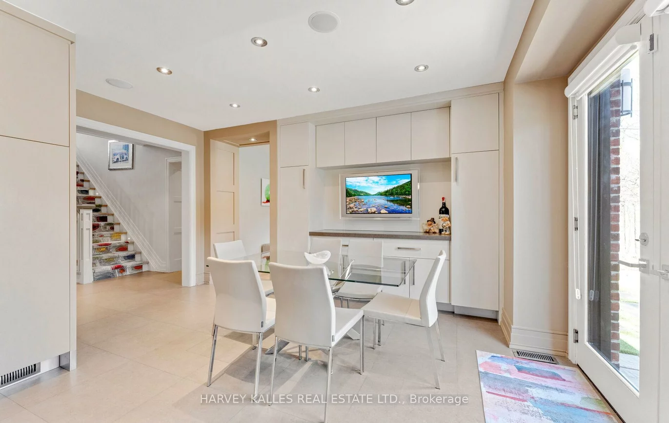 7, Dunloe, Forest Hill South, Toronto