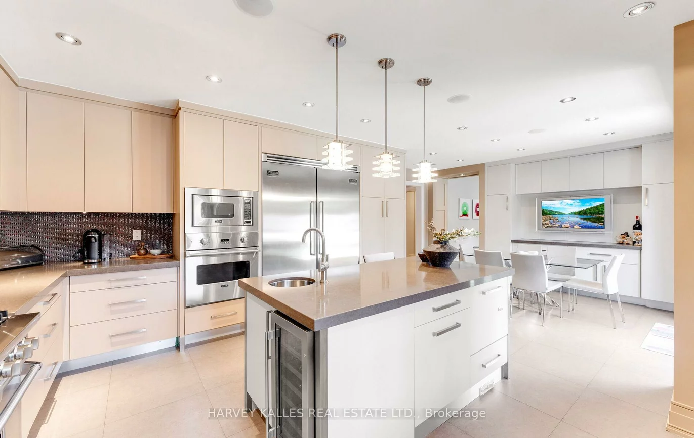 7, Dunloe, Forest Hill South, Toronto