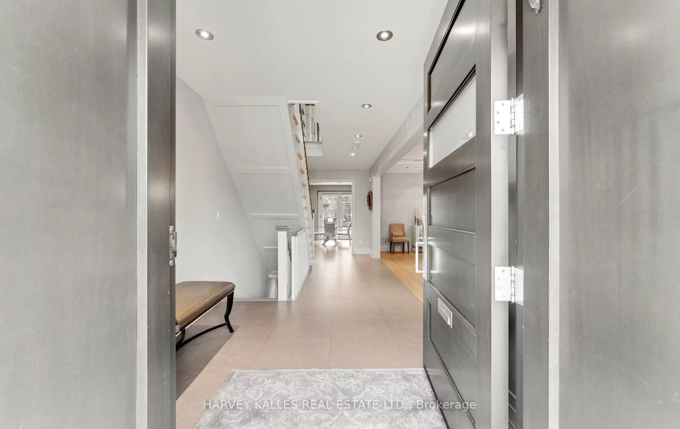 7, Dunloe, Forest Hill South, Toronto